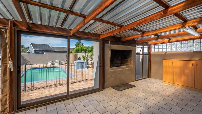 4 Bedroom Property for Sale in Duynefontein Western Cape
